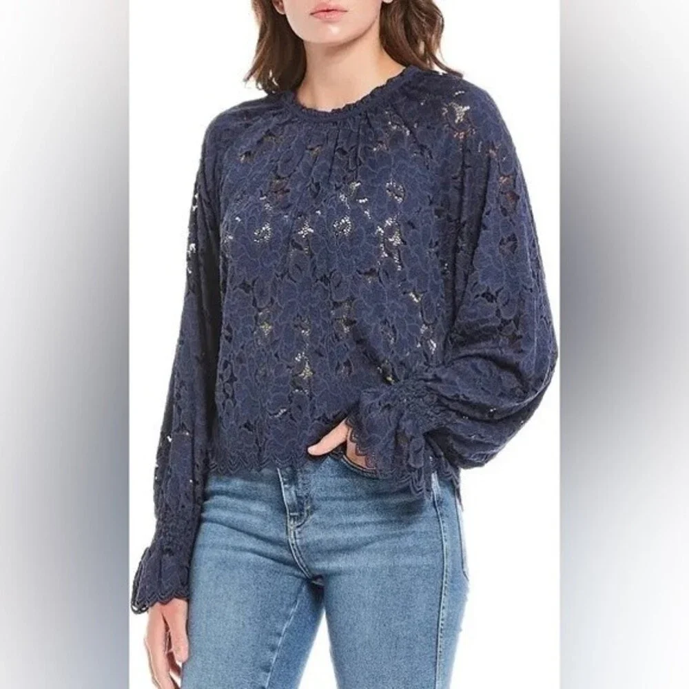 Free People Olivia Lace Tee in Navy M NWT